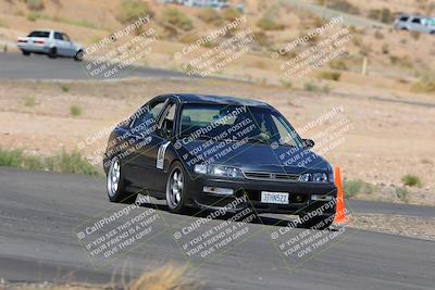 media/Oct-01-2022-Team Topak Racing (Sat) [[f860fb51be]]/2-Inter Low 2/session 2 turn 11/